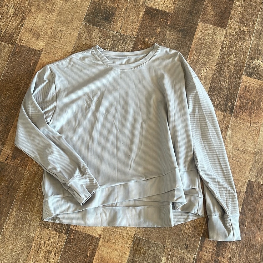 Danskin beige tan ribbed lightweight pullover crewneck